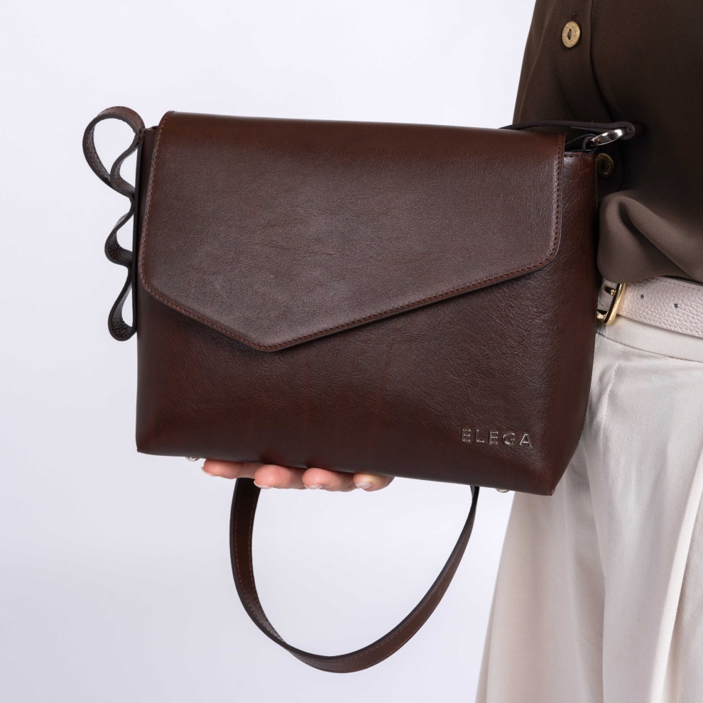 Crossbody kabelka Tři generace cappucino/zlato (6)