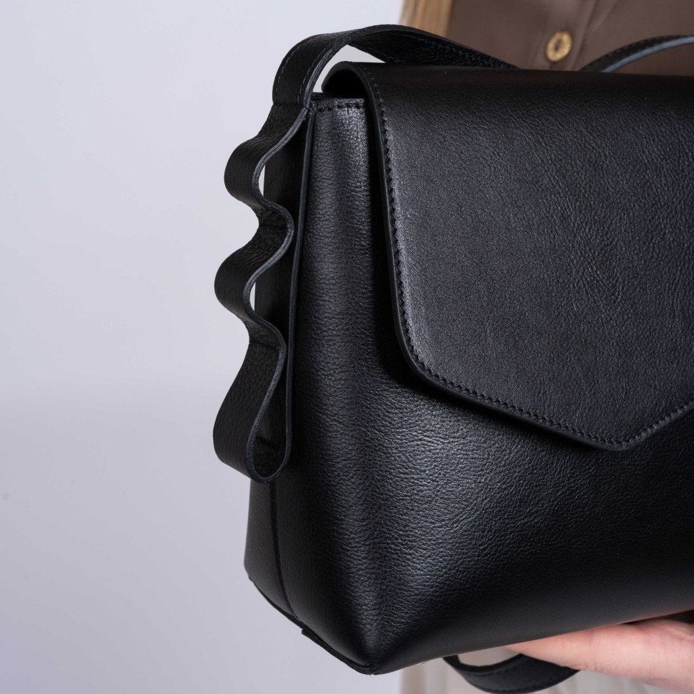 Crossbody kabelka Tři generace cappucino/zlato (9)
